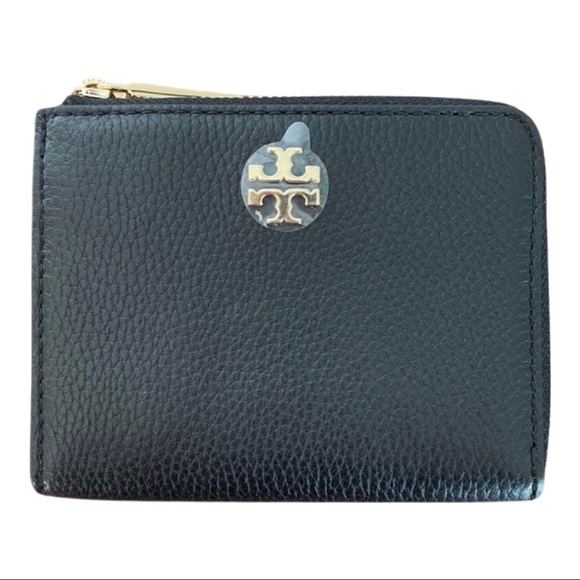 Tory Burch Accessories - Tory Burch Carter Zip Coin Case - Black 100
